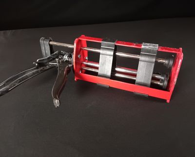 Pistolet pour l'application de mous