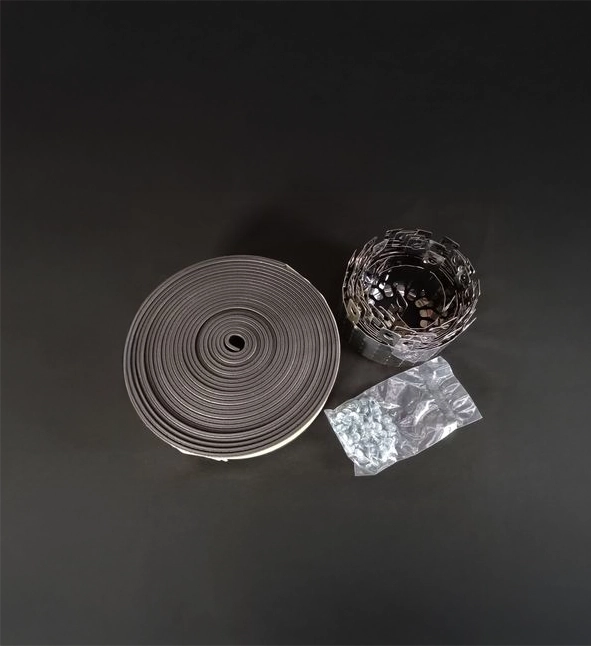 Bande pour couverture conduits métalliques