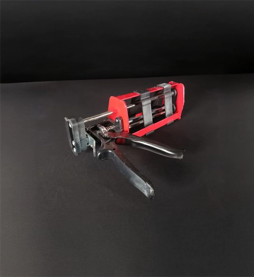 Pistolet pour l'application de mous